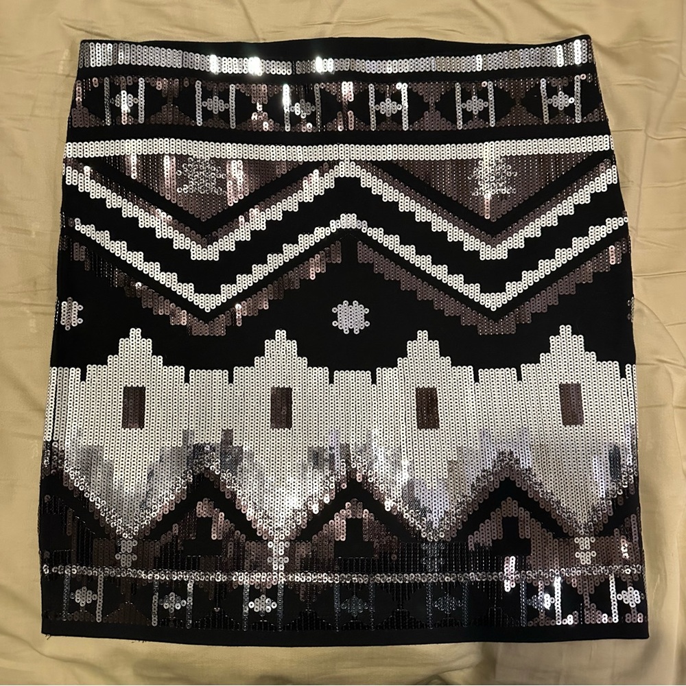Sequin fitted skirt